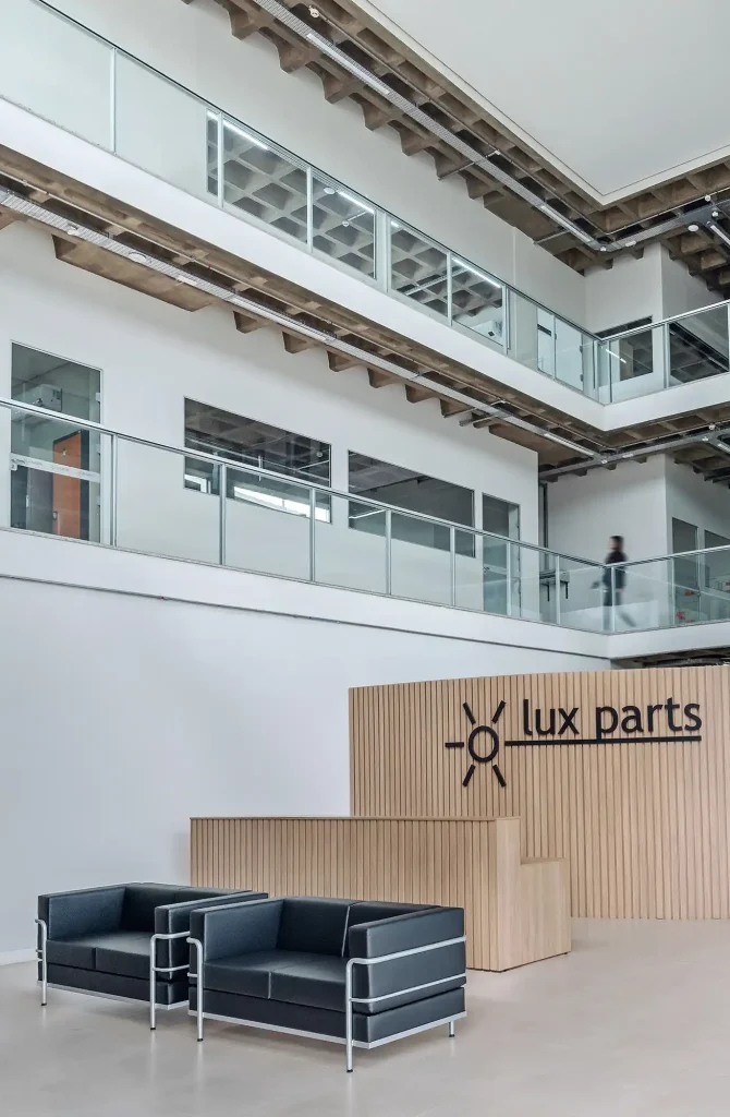 2470618_Edited_11zon